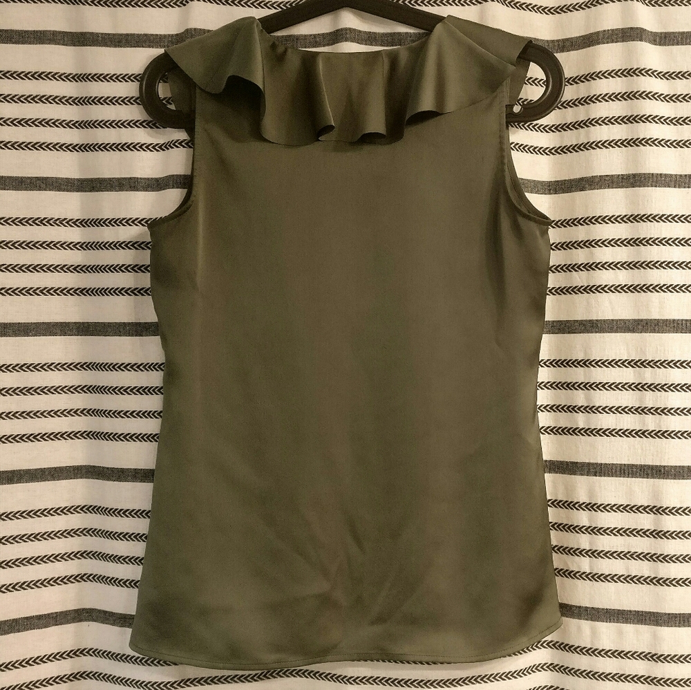 Banana Republic Satin Ruffle Neck Blouse - Picture 2 of 4